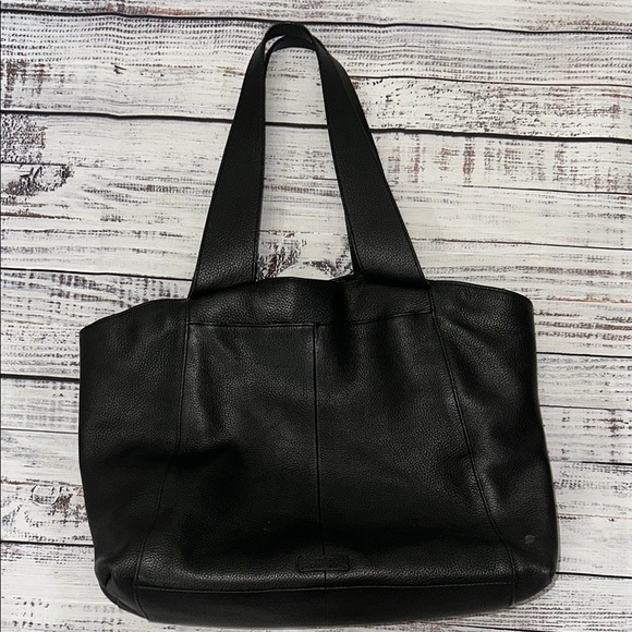 Vince Camuto Handbag Corah‎ Tote - Picture 7 of 12